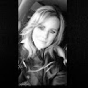 Meet your Posher, Stacie